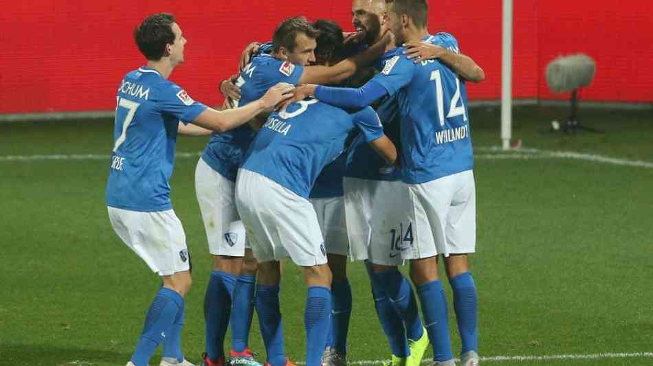 Fussball - 2. Liga: Verrücktes 3:3 zwischen Bochum und Regensburg