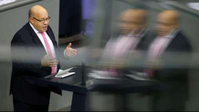 Bundeswirtschaftsminister spricht sich f&uuml;r Versch&auml;rfung des Lockdowns aus 