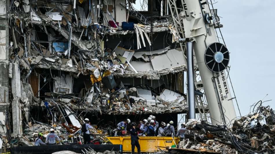 Polizei: Mindestens zwölf Tote nach Hauseinsturz in Florida