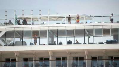 Erstmals legt ausl&auml;ndisches Kreuzfahrtschiff wieder an Spaniens Festland an
