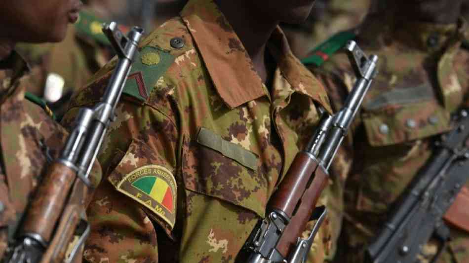 21 Tote bei perversem Dschihadisten-Terror auf eine Militärbasis in Mali