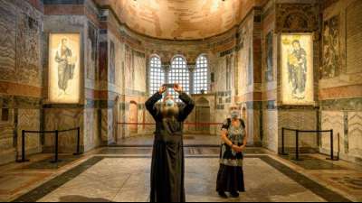Türkei wandelt weitere historische Kirche in Moschee um