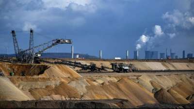 BUND und Greenpeace werfen Laschet Falschaussage zur Kohlekommission vor