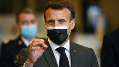 Frankreichs Pr&auml;sident Macron f&uuml;r Aufhebung von Impfstoff-Patenten