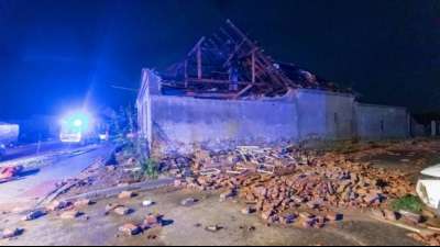 Dutzende Verletzte durch Tornado in Tschechien