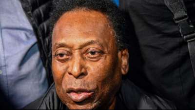 Fu&szlig;ball-Legende Pel&eacute; gegen Coronavirus geimpft