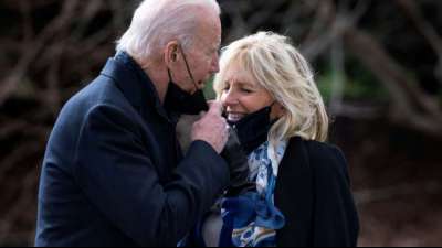 Jill Biden will sich f&uuml;r Zusammenf&uuml;hrung getrennter Migrantenfamilien einsetzen