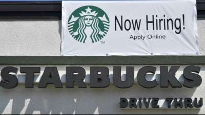 Starbucks steigert Umsatz und Gewinn dank guter Zahlen auf US-Heimatmarkt