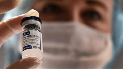 Russland beantragt Zulassung von Impfstoff Sputnik V in der EU