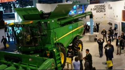 Mehr 10.000 streiken bei US-Traktorbauer Deere&Company