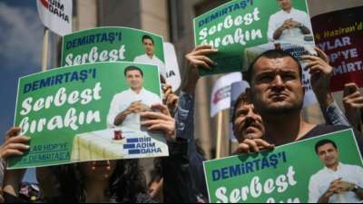 Inhaftierter Kurdenpolitiker Demirtas nach Atemnot in Behandlung
