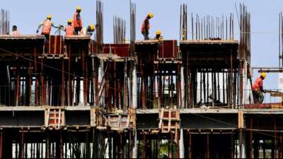 Indiens Wirtschaft coronabedingt um 7,3 Prozent eingebrochen