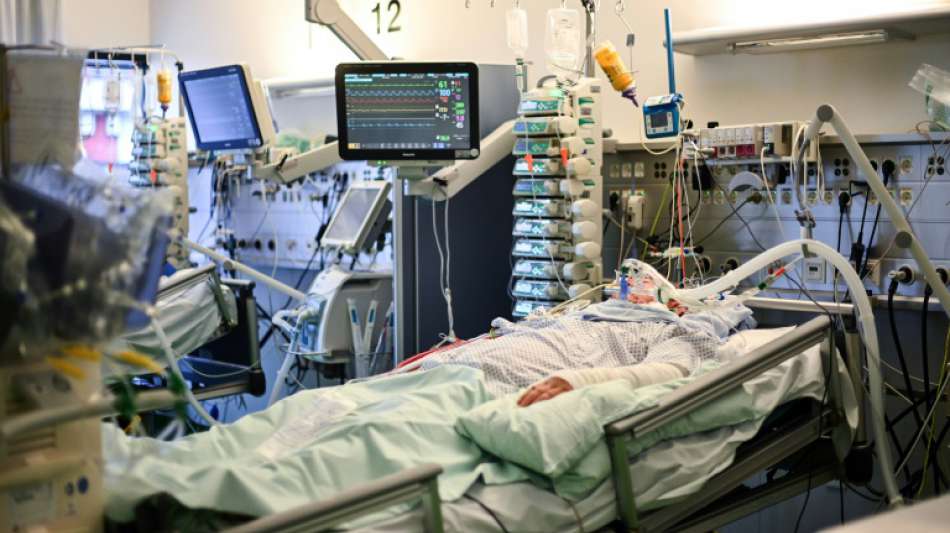 Intensivmediziner sehen Notwendigkeit f&uuml;r l&auml;ngeren Lockdown