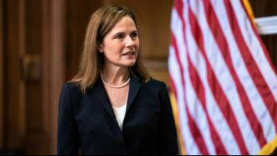 US-Senat will konservative Juristin Barrett als Verfassungsrichterin bestätigen