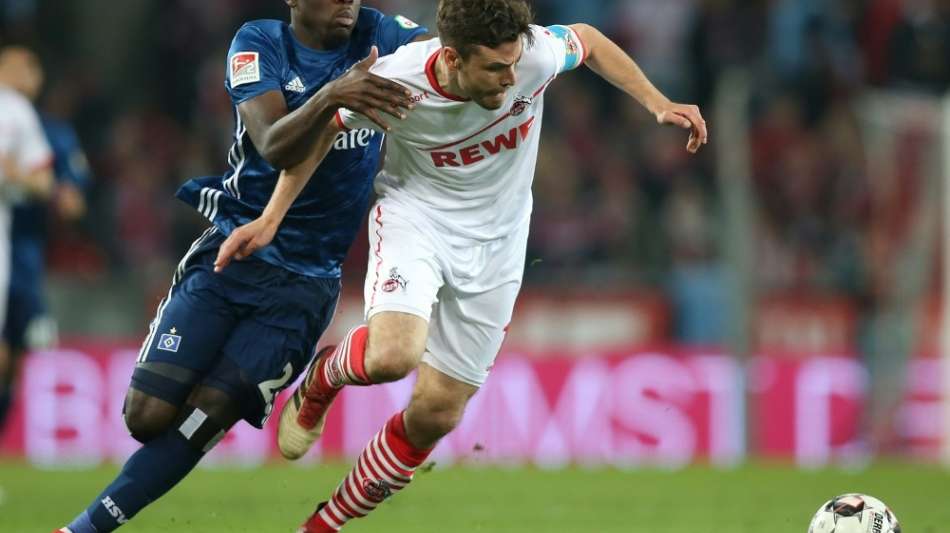 Fußball: Köln verschenkt Sieg im Spitzenspiel gegen Hamburg