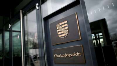 Angeklagter im Prozess um t&ouml;dlichen Messerangriff von Dresden schweigt zun&auml;chst