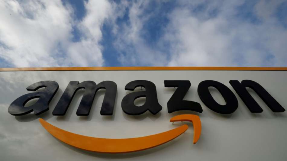 Hunderte Amazon-Mitarbeiter streiken in Deutschland für Tarif