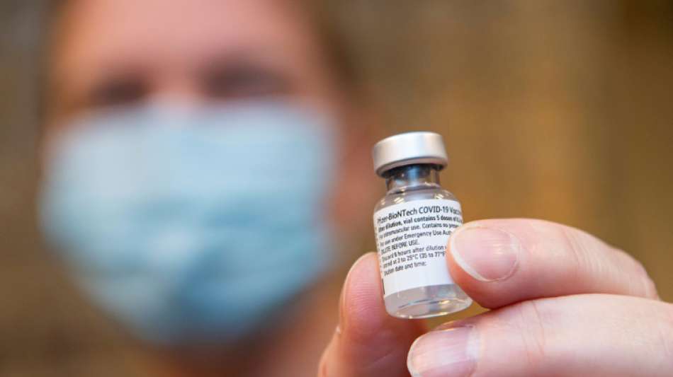 Kritik an Impfstrategie der Bundesregierung reißt nicht ab