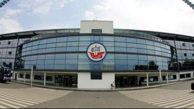 DFB begr&uuml;&szlig;t Fan-R&uuml;ckkehr in Rostock