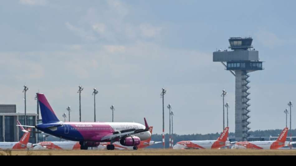 Ungarn: Fluglinie Wizz Air plant tausend neue Stellen in 2021