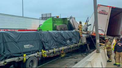 F&uuml;nf Tote und mehr als 30 Verletzte bei Massenkarambolage in Texas