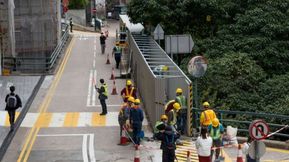 Universit&auml;t in Hongkong deckt Schriftzug zum Gedenken an Tiananmen-Proteste zu