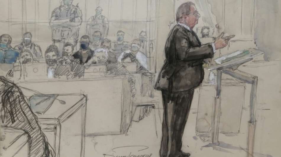 Paris: Ex-Pr&auml;sident Hollande verteidigt Syrien-Politik bei Prozess