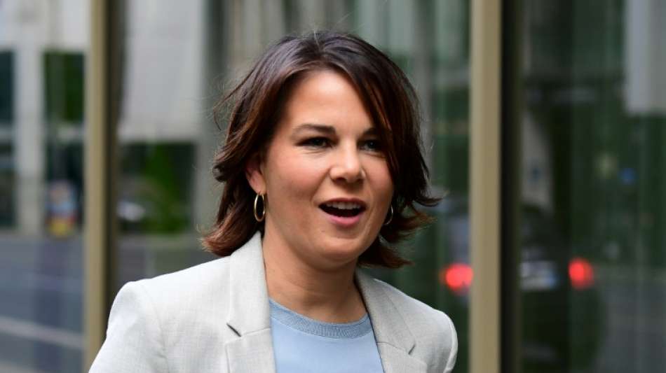 Baerbock dringt vor Ampel-Sondierung auf "Koalition auf Augenhöhe"