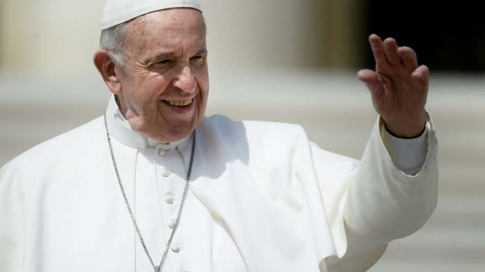 Papst führt Meldepflicht bei sexuellem Missbrauch für alle Geistlichen ein