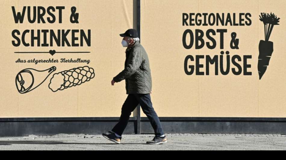 Mindestlohn f&uuml;r Schlachthof-Besch&auml;ftigte steigt auf 12,30 Euro