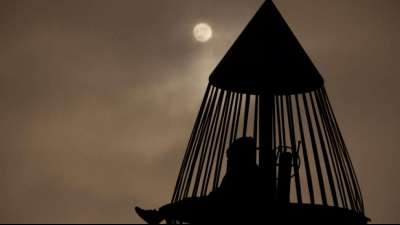 L&auml;ngste Mondfinsternis seit 1440 in gro&szlig;en Teilen der Welt
