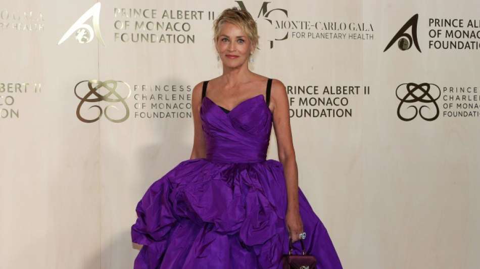 Hollywoodstar Sharon Stone sieht sich als "extrem schüchterner Mensch"