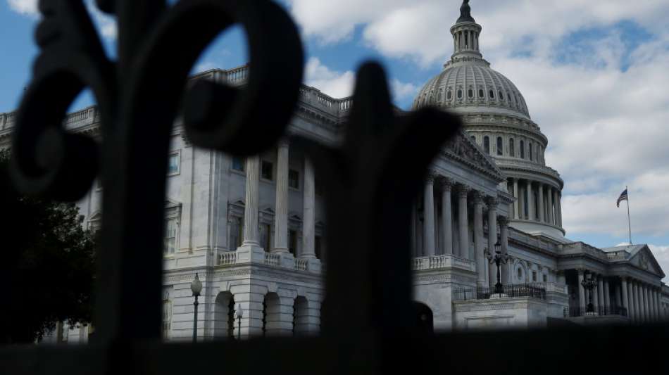 US-Kongress verabschiedet billionenschweres Corona-Hilfspaket