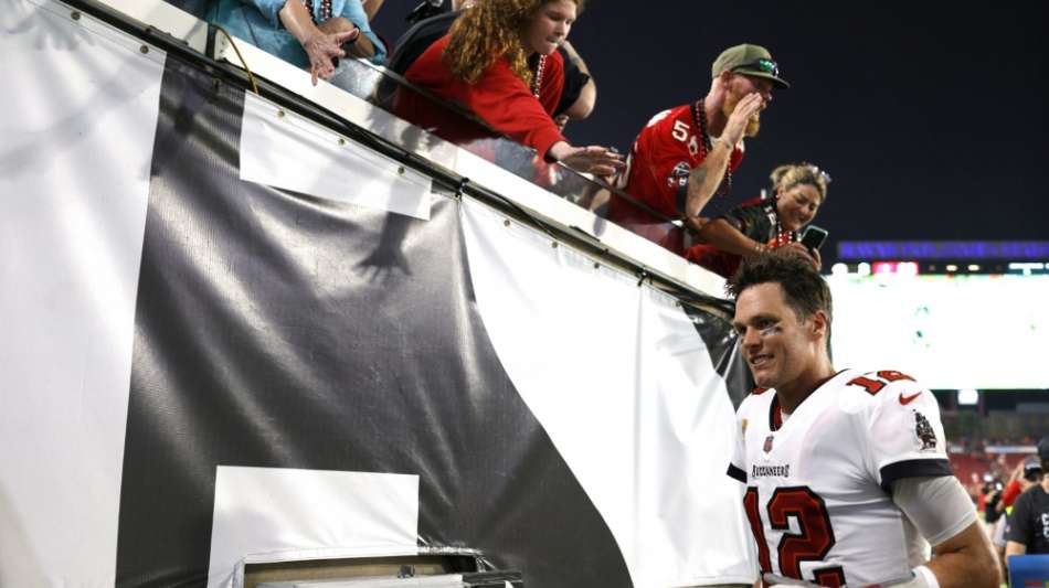 Brady wirft 600. NFL-Touchdown - Verhandlungen mit einem Fan