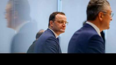 Spahn sieht genug Impfstoff f&uuml;r 30 Millionen Impfungen bis Jahresende