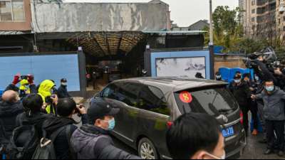 WHO-Experten inspizieren verd&auml;chtigen Markt im chinesischen Wuhan