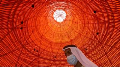 Abu Dhabis Prinz: Emirate haben Corona-Krise "&uuml;berwunden"