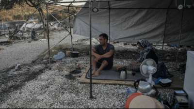 Bericht: Griechenland behindert ausländische Hilfe für Flüchtlingslager
