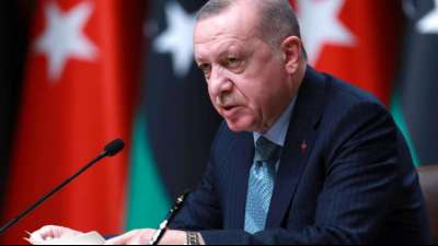 T&uuml;rkei versch&auml;rft massiv alle seine Corona-Beschr&auml;nkungen