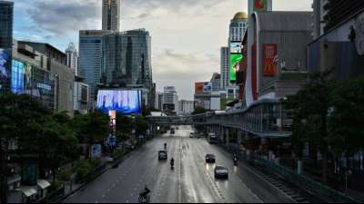 Thailand versch&auml;rft Corona-Beschr&auml;nkungen in Bangkok