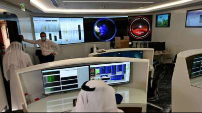 Emirate verschieben erste arabische Mars-Mission wegen schlechten Wetters