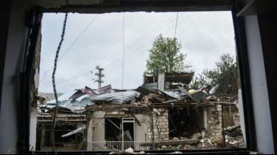 Schwere nächtliche Angriffe auf die Hauptstadt Berg-Karabachs