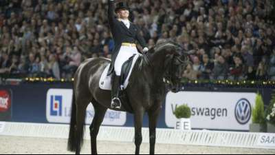 Dressur-Olympiasiegerin Werth fordert Impfpflicht f&uuml;r Pferde