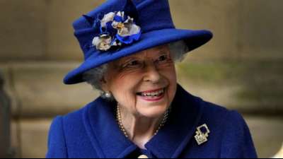 Z&ouml;gerliche Herausgabe von Infos zum Zustand der Queen sorgt f&uuml;r Kritik