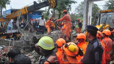 Mindestens 20 Tote bei Einsturz von Krematorium in Indien