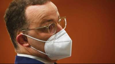 Spahn: Vor&uuml;bergehende Gesetzes&auml;nderung f&uuml;r Impfabfrage