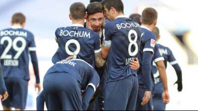 Bochum schlägt Regensburg und klettert auf Rang zwei