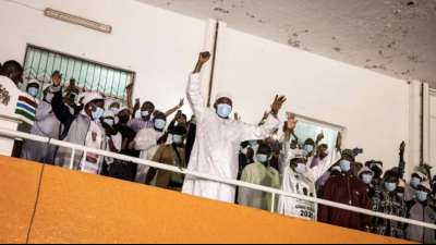 Barrow in Gambia zum Sieger der Pr&auml;sidentschaftswahl erkl&auml;rt