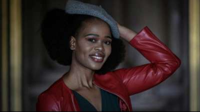 Operns&auml;ngerin Pretty Yende klagt &uuml;ber Polizeigewalt in Paris