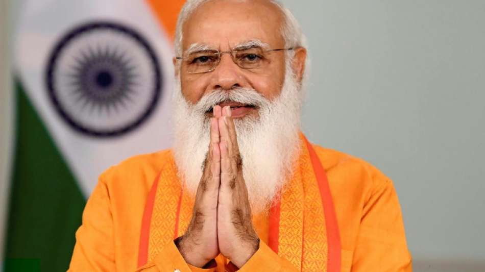 Zum Welt-Yoga-Tag beginnt Indien mit kostenlosen Impfungen f&uuml;r alle Erwachsenen